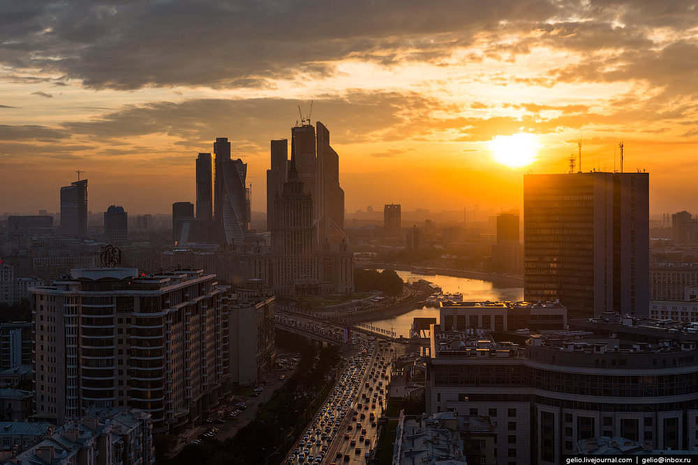 москва сити закат фото
