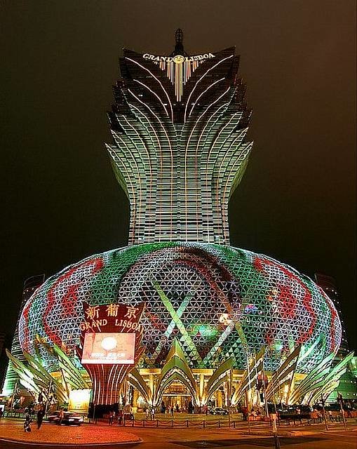 отель-казино grand lisboa. макао, китай. фото