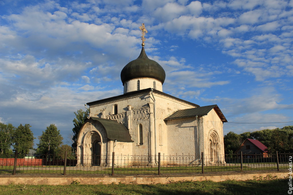 георгиевский собор в юрьеве польском фото