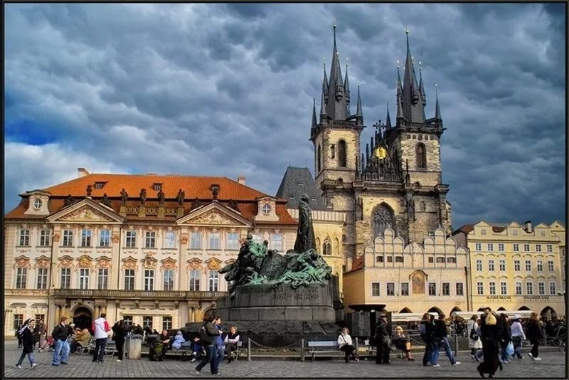 староместская площадь в праге фото