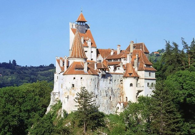 замок дракулы в румынии фото