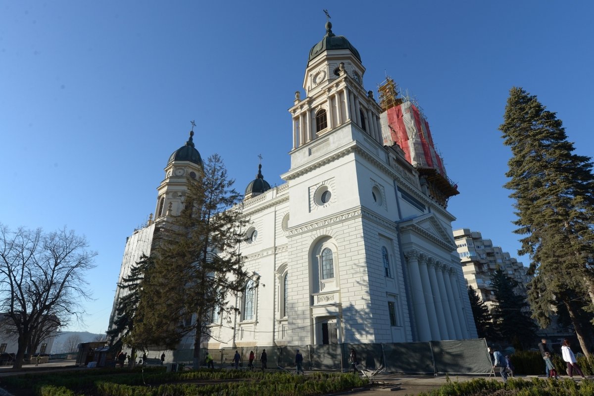 metropolitan cathedral яссы фото