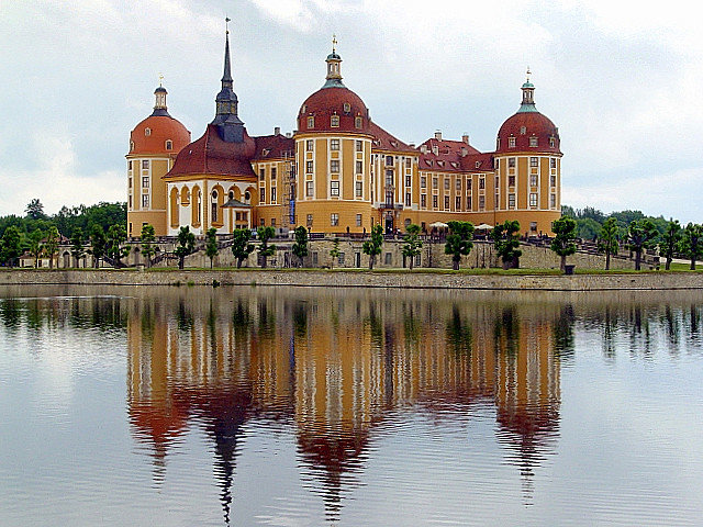 замок морицбург дрезден германия фото