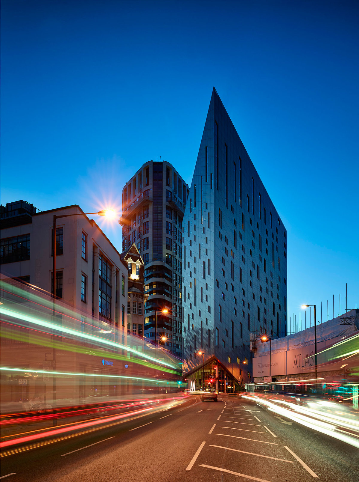 м by montcalm фото