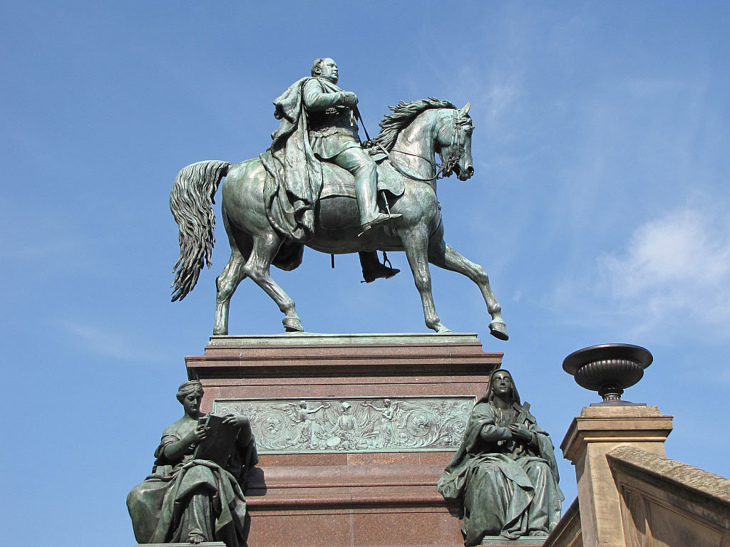 памятник николаю 1 в санкт петербурге фото