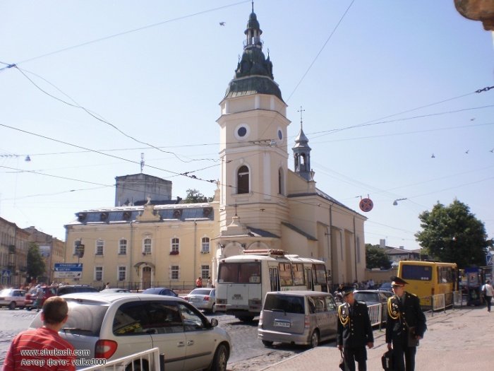Монастырь и костёл Святой Анны фото