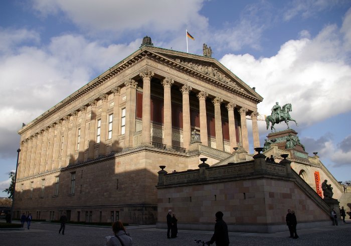 alte nationalgalerie берлин фото