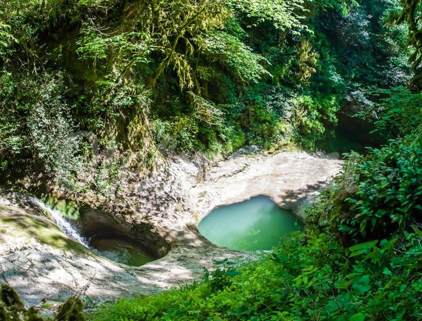 три котла абхазия фото