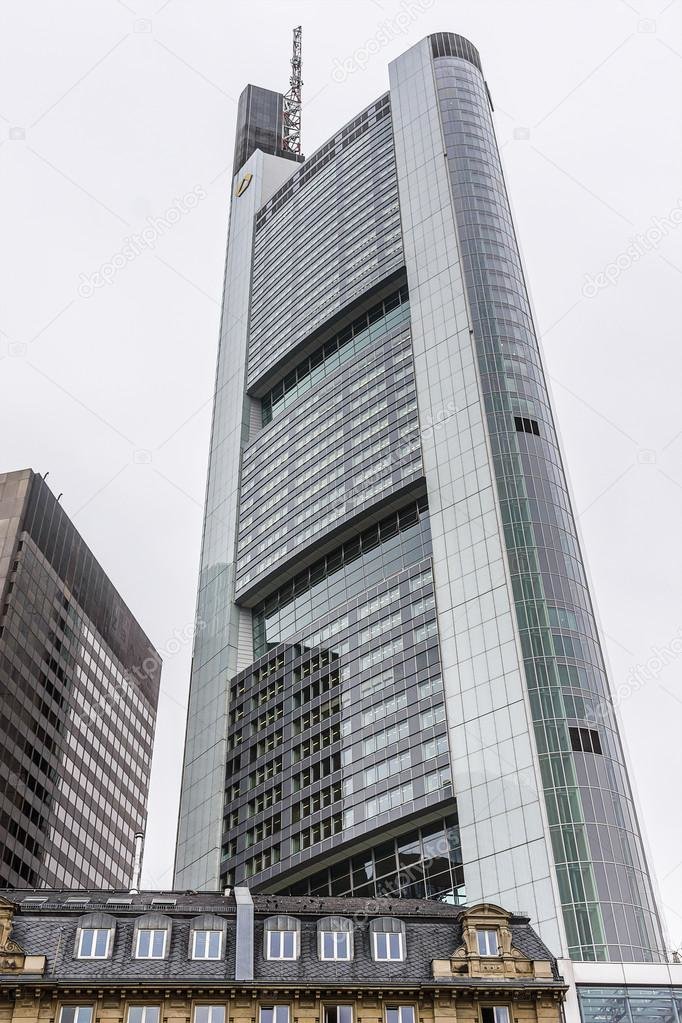 commerzbank tower (коммерцбанк-тауэр) фото