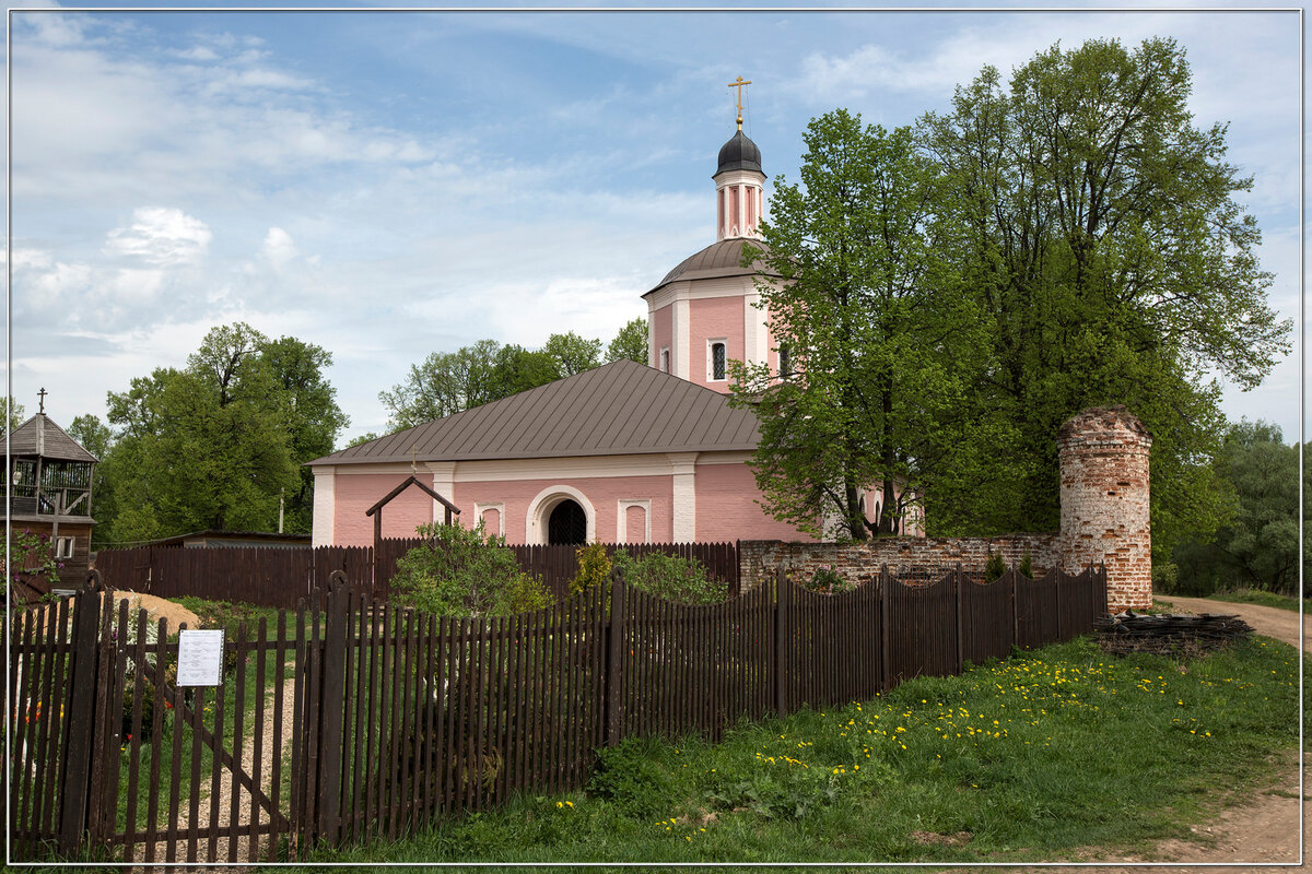 церковь воскресения словущего в васильевском фото