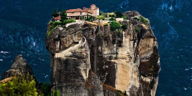 монастырский комплекс метеоры греция фото