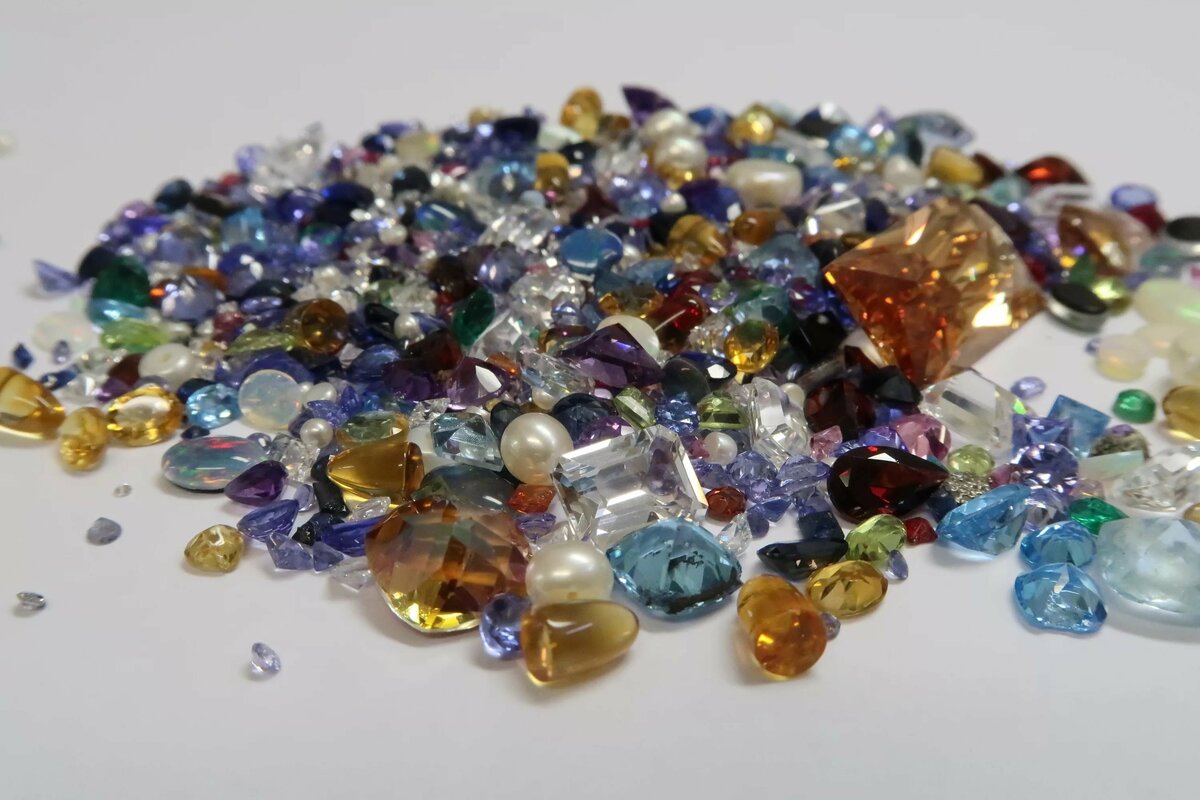 драгоценные камни фото