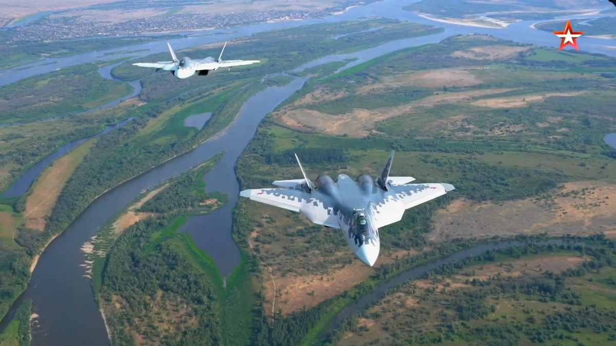 مقاتله Sukhoi T-50 PAK FA سيتغير اسمها الى Su-57  - صفحة 5 S1200