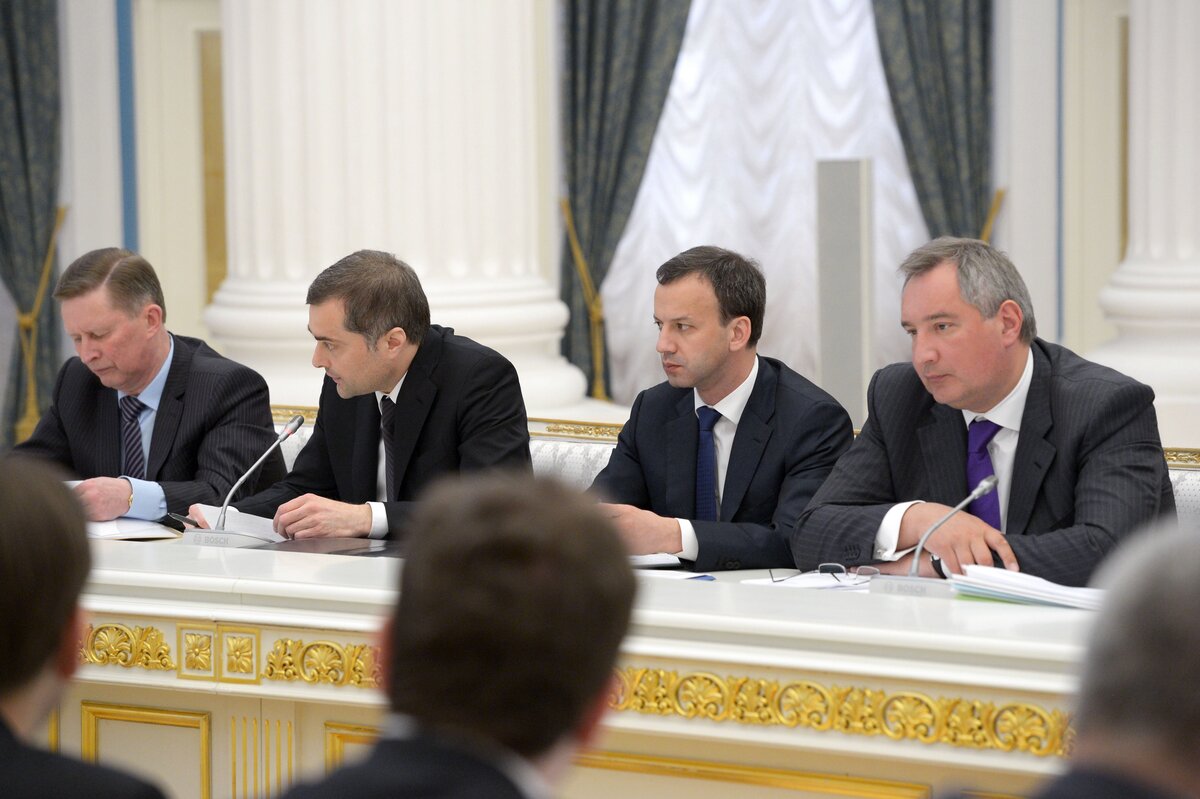 дворкович сурков фото