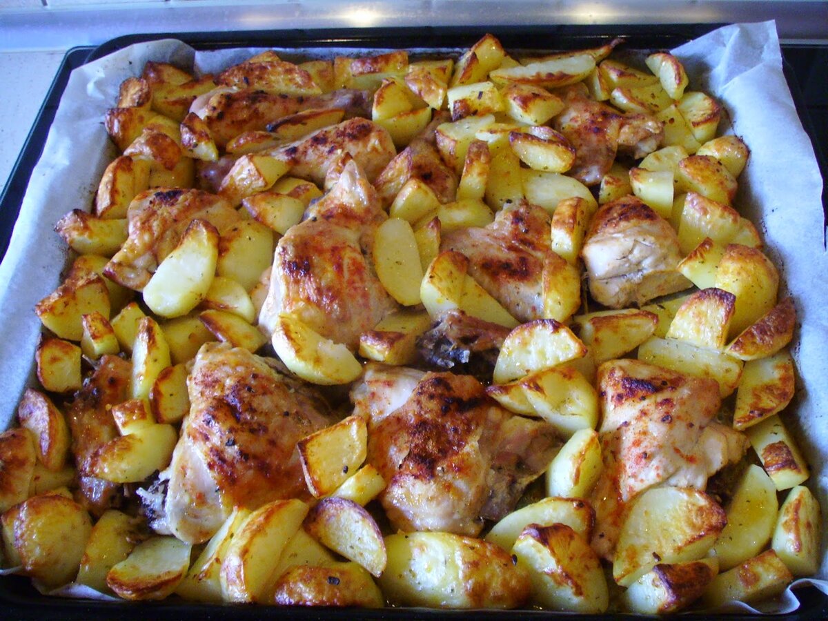 мясо с картошкой в духовке фото