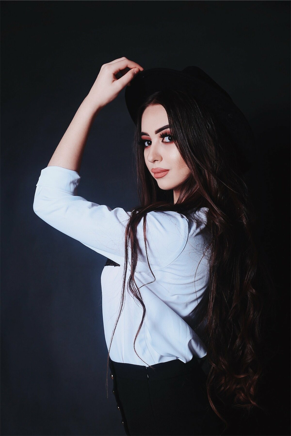 tadzhikskie-krasivie-devushki-foto-porno-roliki-mp-smotret