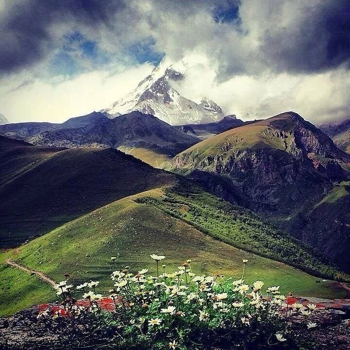 kazbegi грузия фото