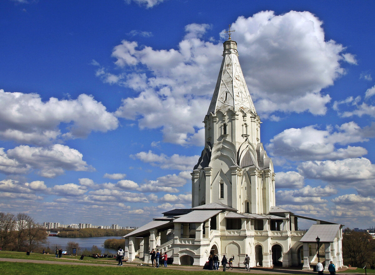 церковь вознесения господня в коломенском фото