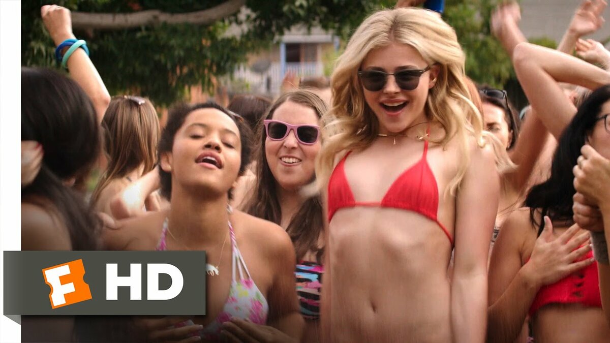 hot-neighbors-girls-beautiful-black-light-skin-women-nude