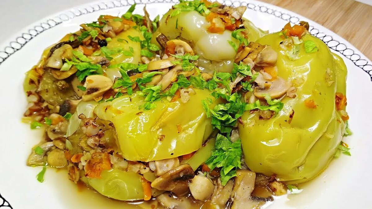 салат с грибами и курицей фото