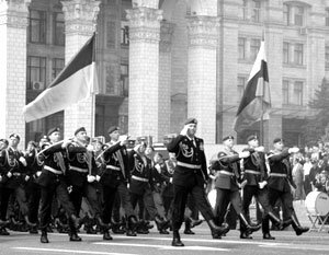 парад 7 ноября 1986 года фото