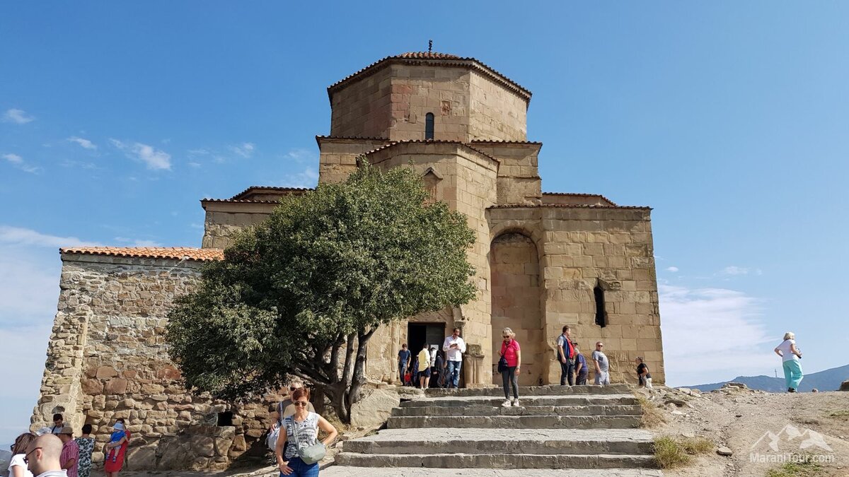 монастырь джвари фото