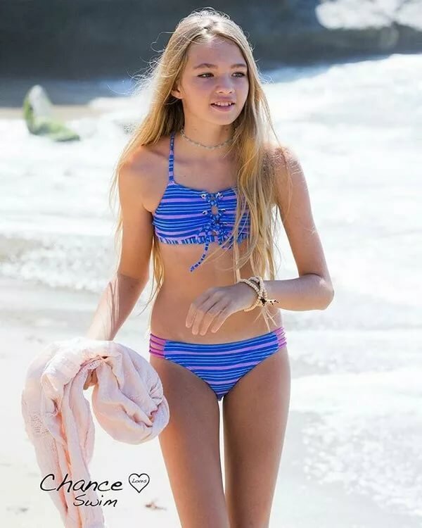 Very young teen teacher — photo 8