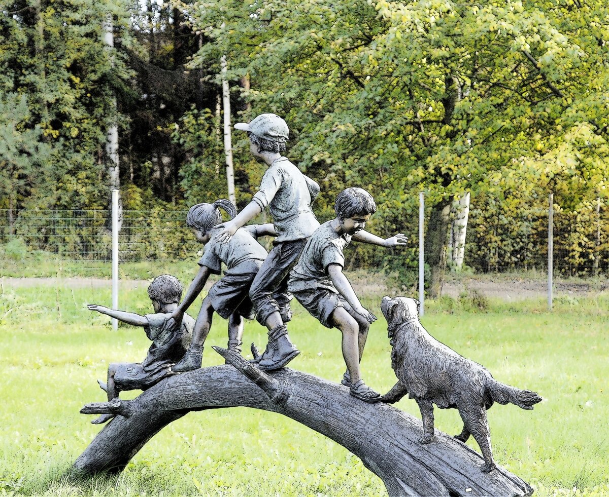 александровский парк скульптура дети фото