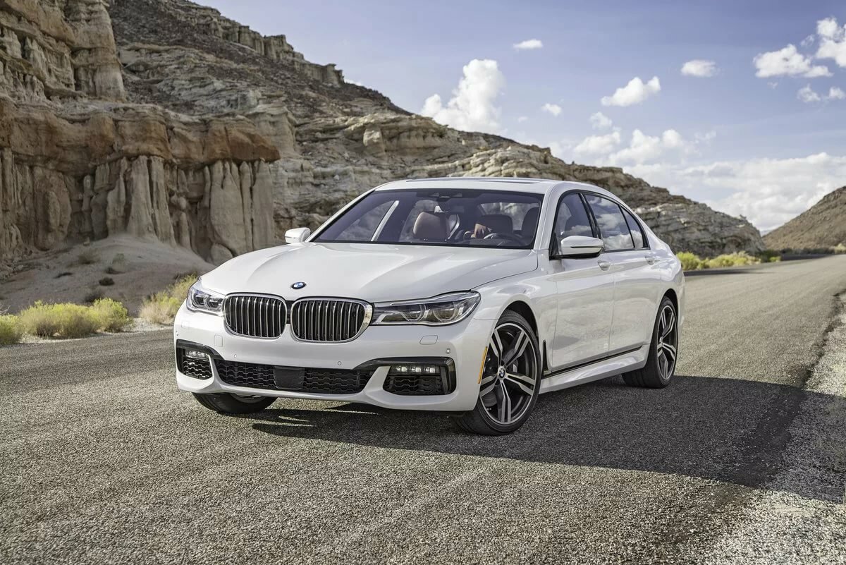 bmw 7 g11 фото