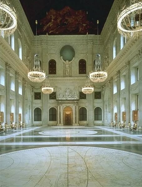 королевский дворец амстердам внутри фото