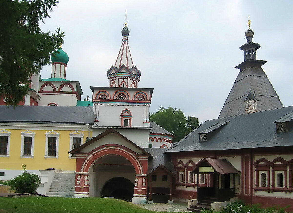 саввино-сторожевский монастырь преображенский храм фото