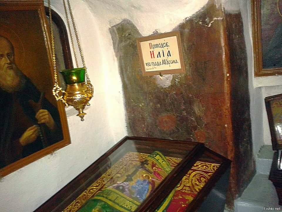 киево печерская лавра мощи ильи муромца фото
