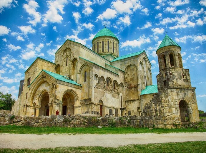 храм баграта в кутаиси фото