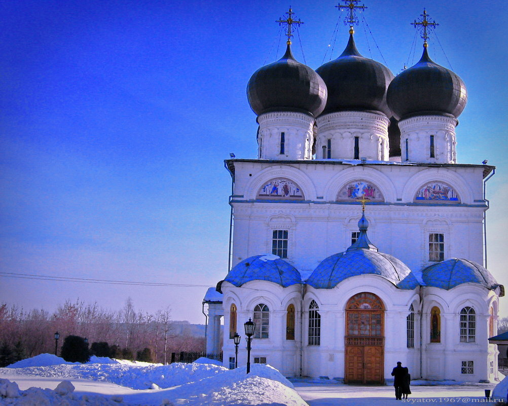 трифонов монастырь киров фото