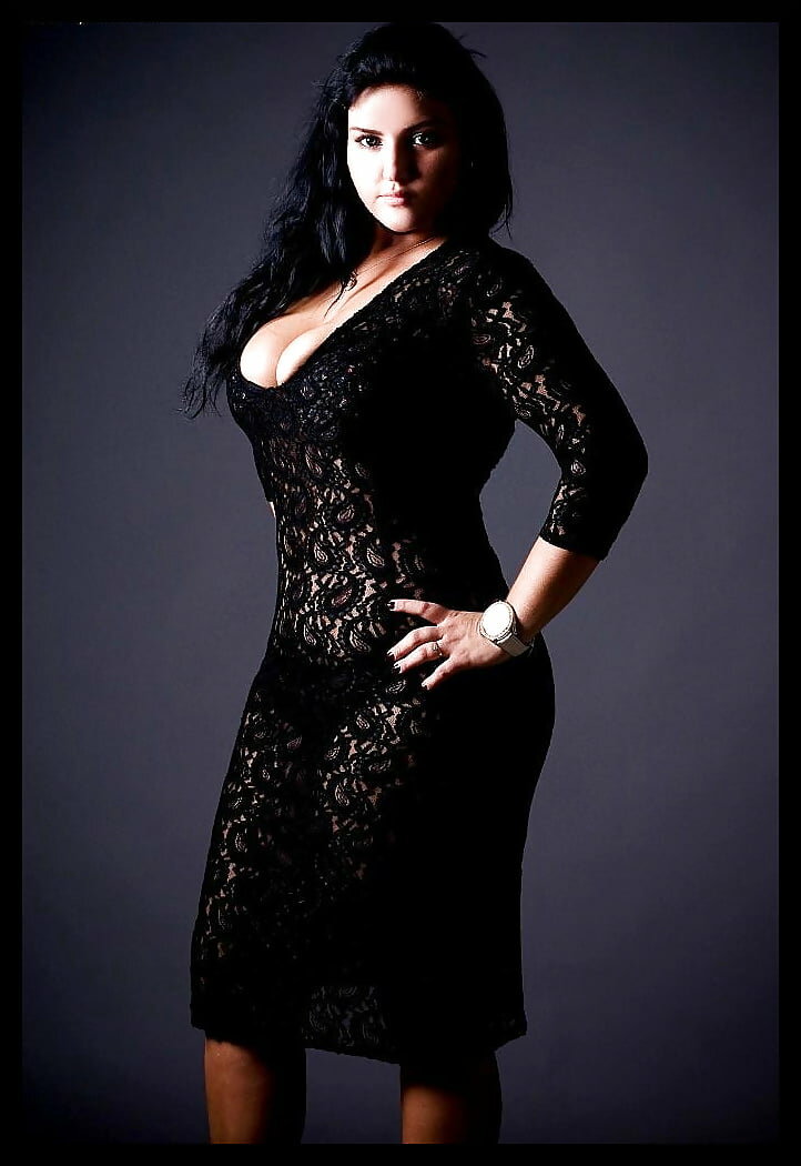 is uniform dating  free