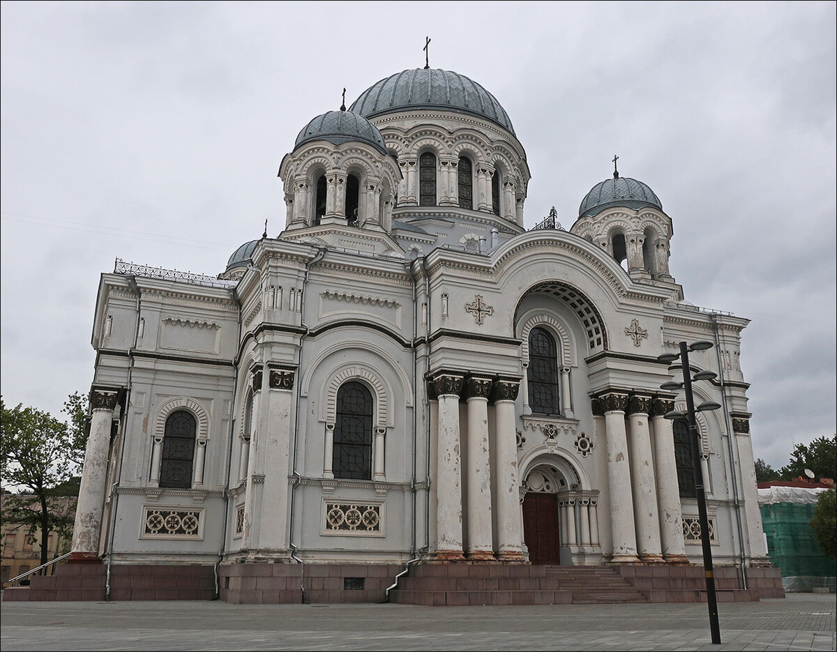 собор святого михаила архангела каунас фото
