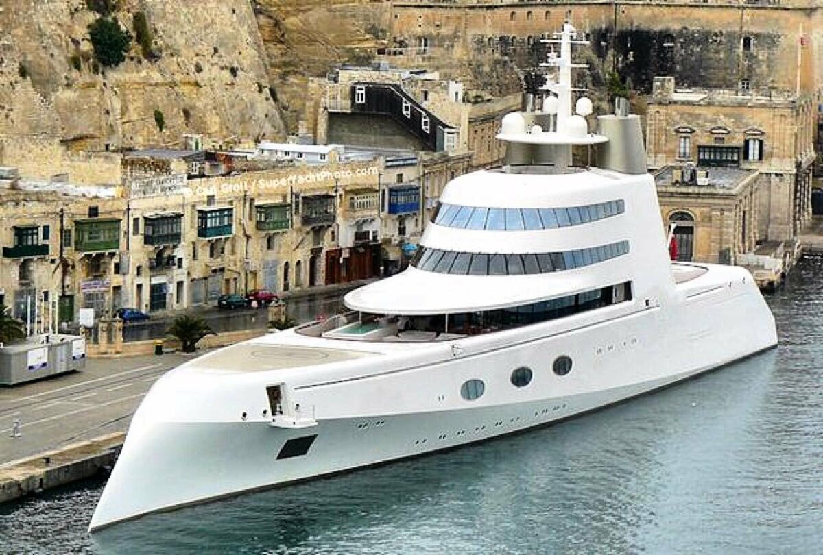 Costa Smeralda покоряется только со второй попытки, в январе 2020.