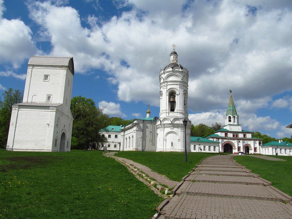 церковь вознесения господня в коломенском фото