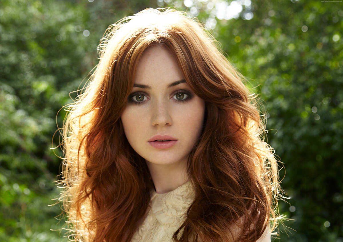 accepted-film-red-head-actress
