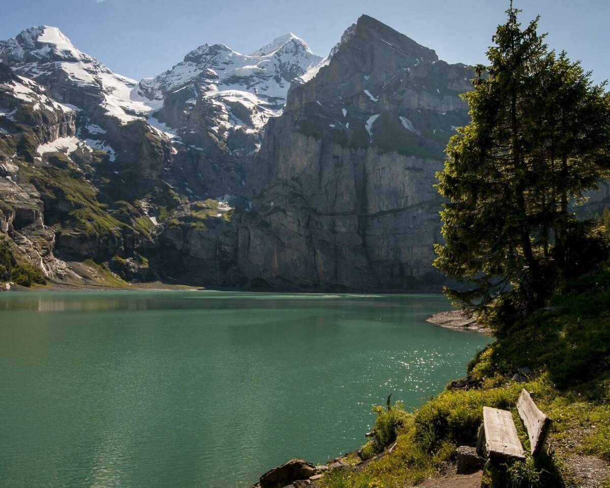 озеро зееальп, швейцария фото