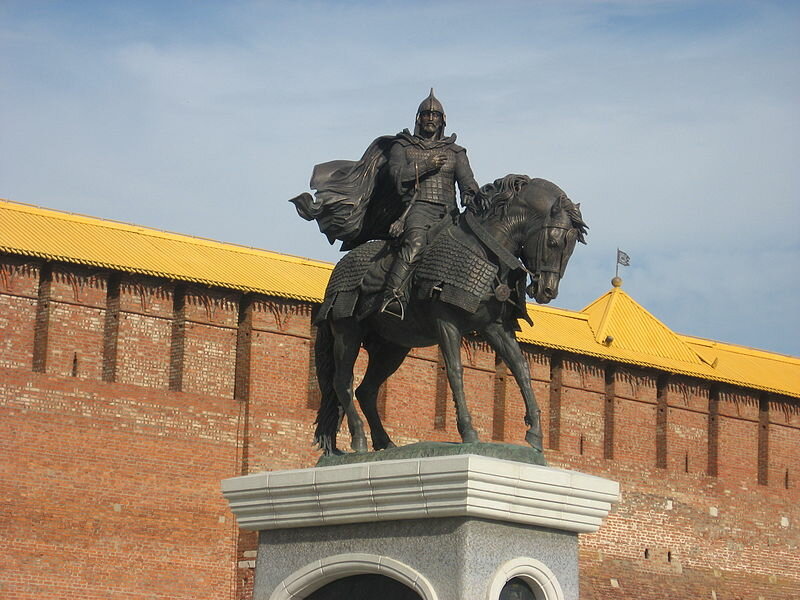 памятник дмитрию донскому в коломне фото