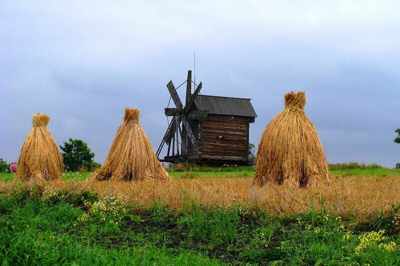 стог сена фото