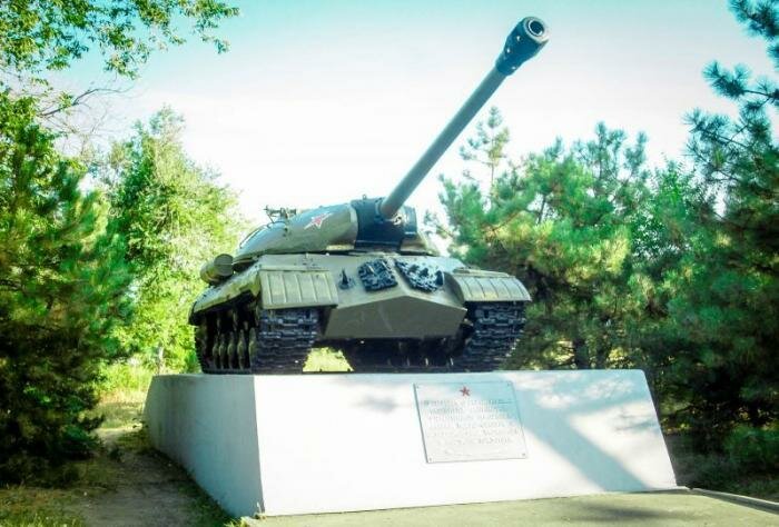 памятник ис 3 в таганроге фото