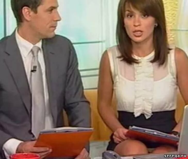 porno-u-televedushey-zasvetilis-trusi-drochit-devushka-porno