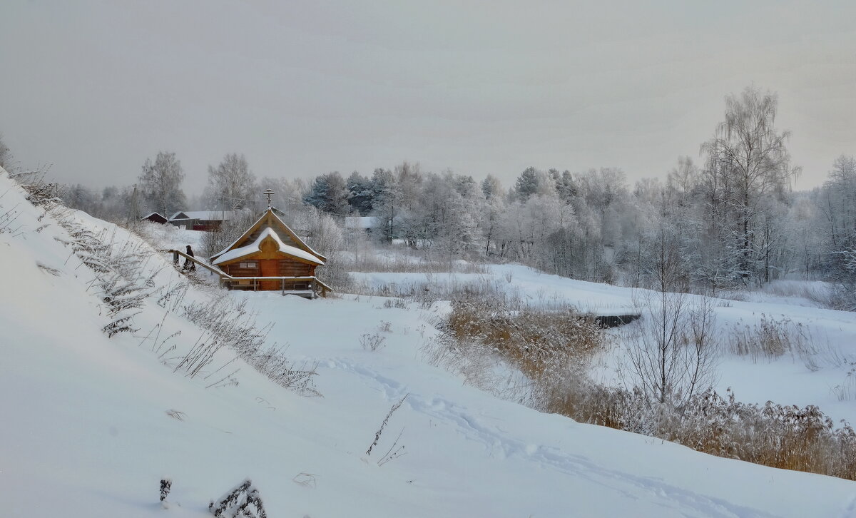 речка в деревне зимой фото