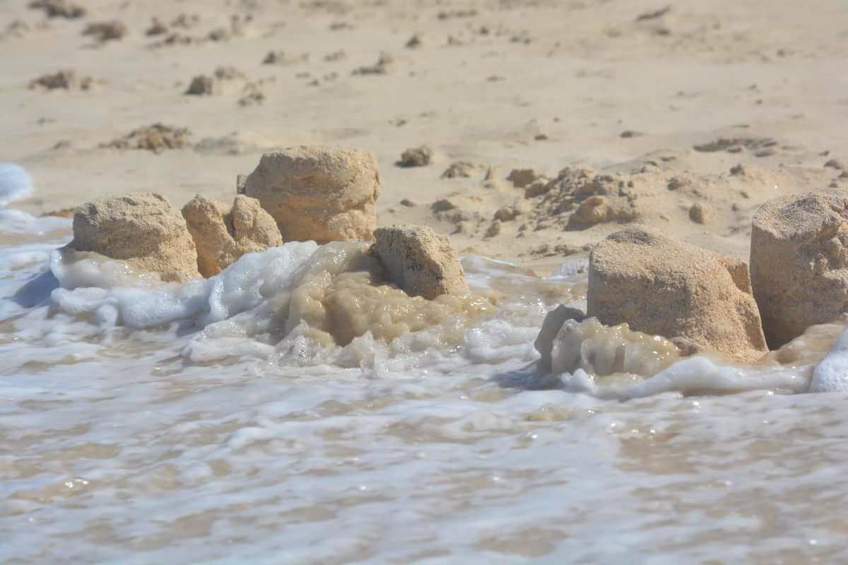 вода из песка