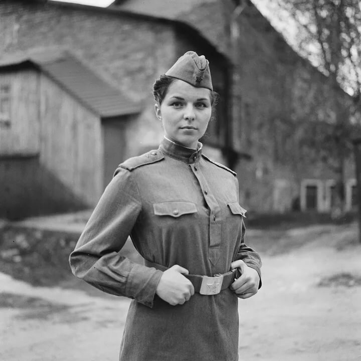 женщины в годы войны фото