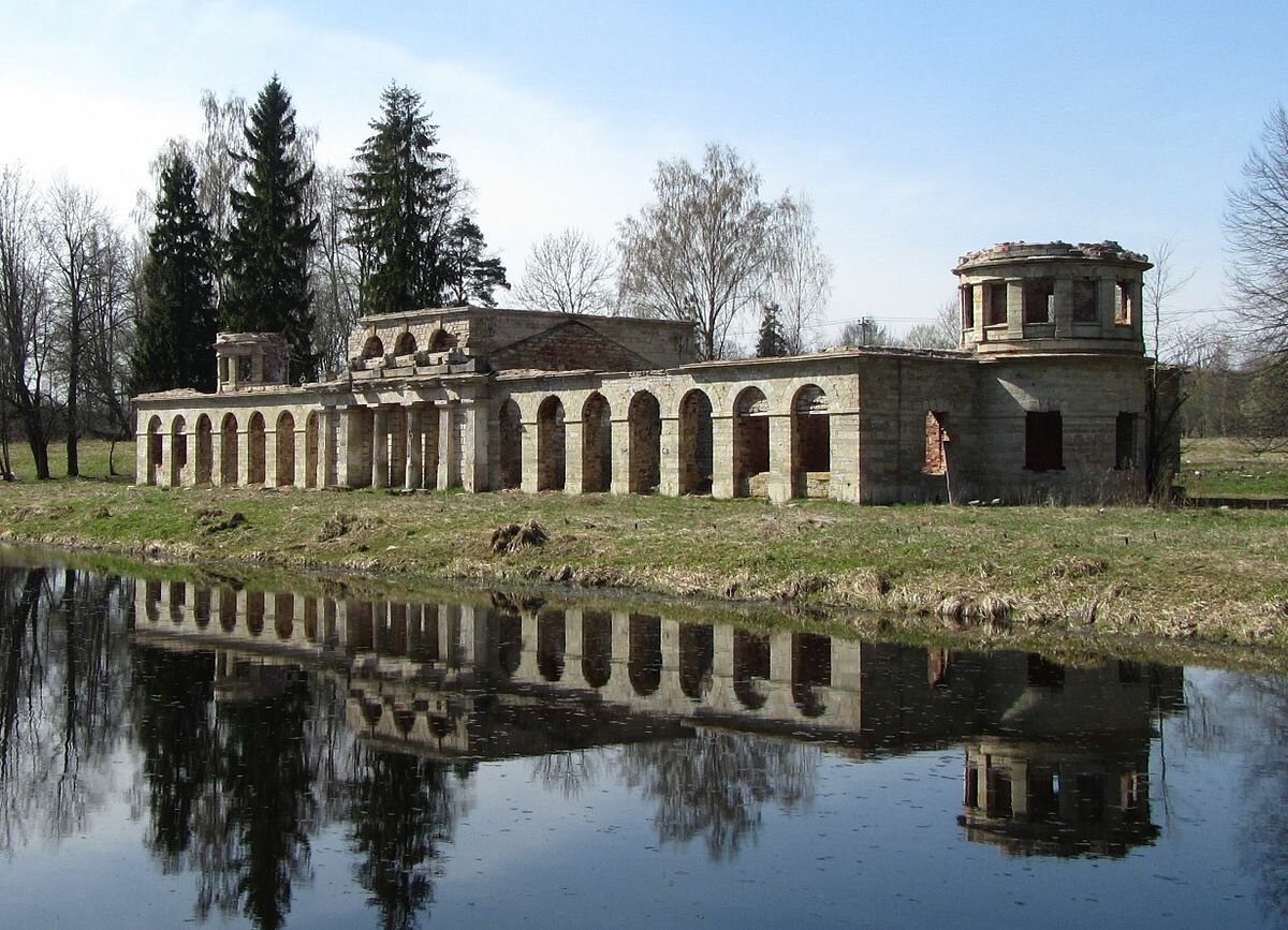 парк зверинец в гатчине фото