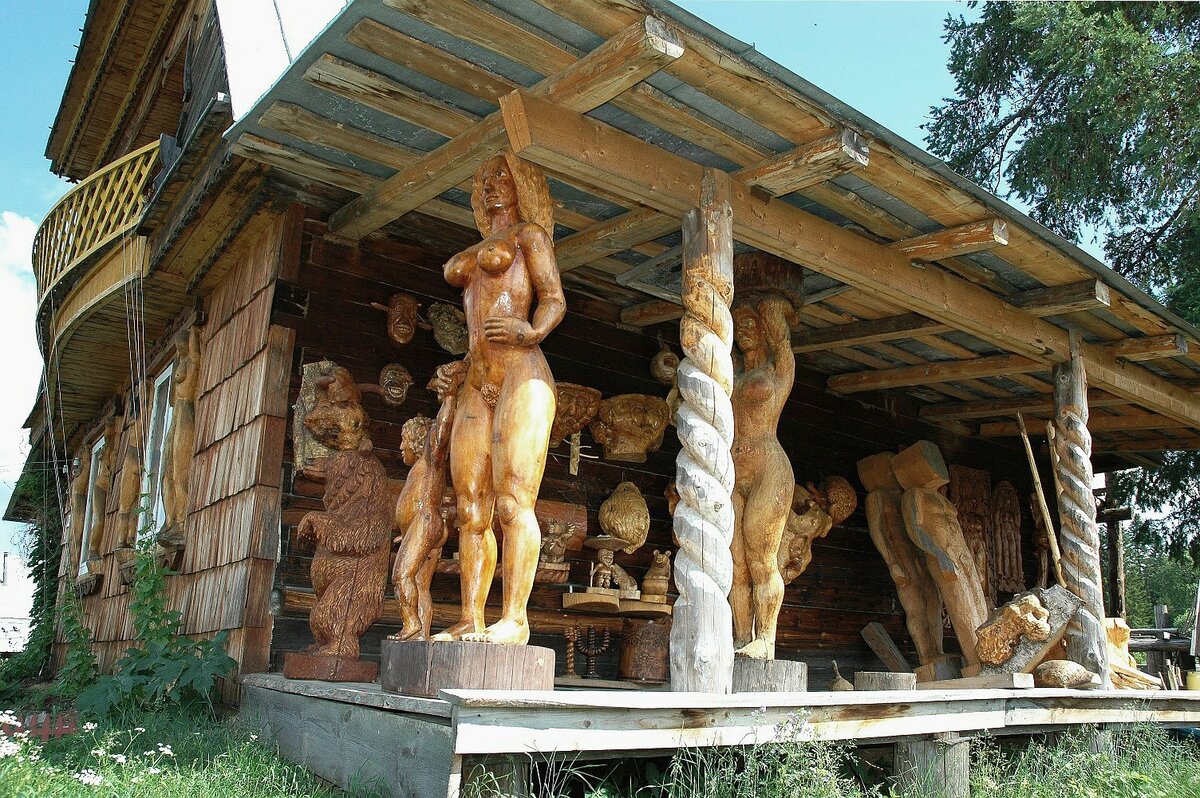скульптура из дерева фото