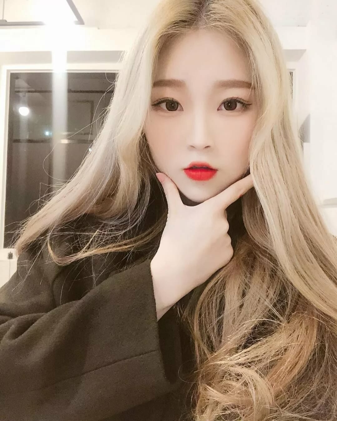 Blonde and asian and girls — 14